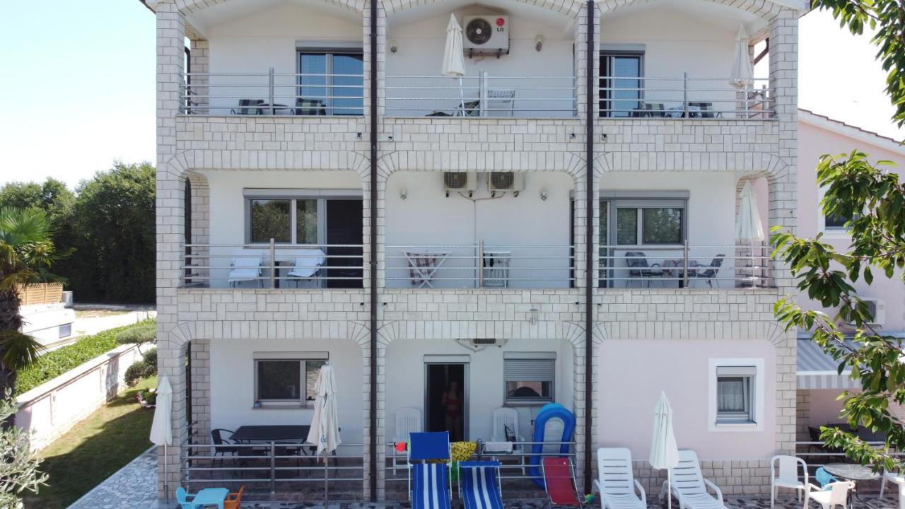 Villa Baldi Tar-Vabriga Eksteriør billede