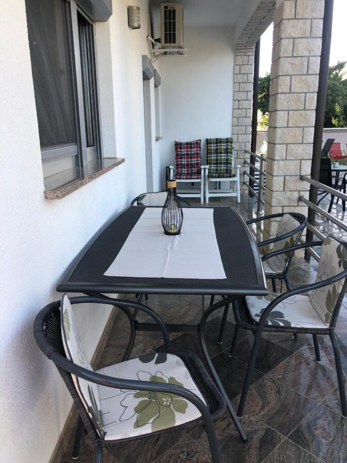 Villa Baldi Tar-Vabriga Eksteriør billede