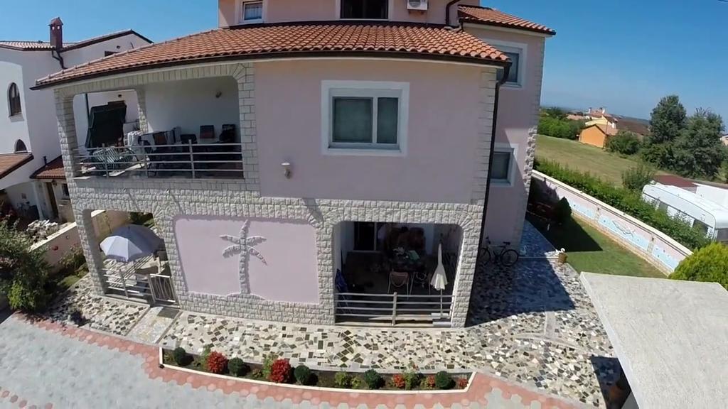 Villa Baldi Tar-Vabriga Eksteriør billede